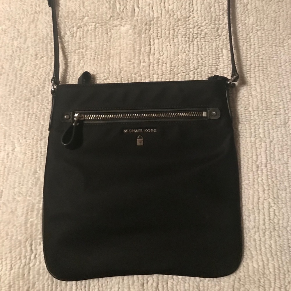 Michael Kors Cross Body Bag